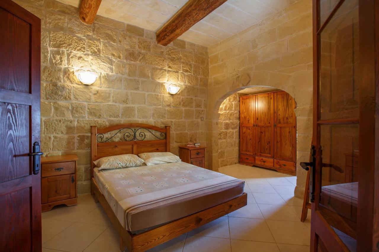 Il-Veduta Holiday Farmhouse With Sunny Private Pool In Island Of Gozo Għarb Esterno foto