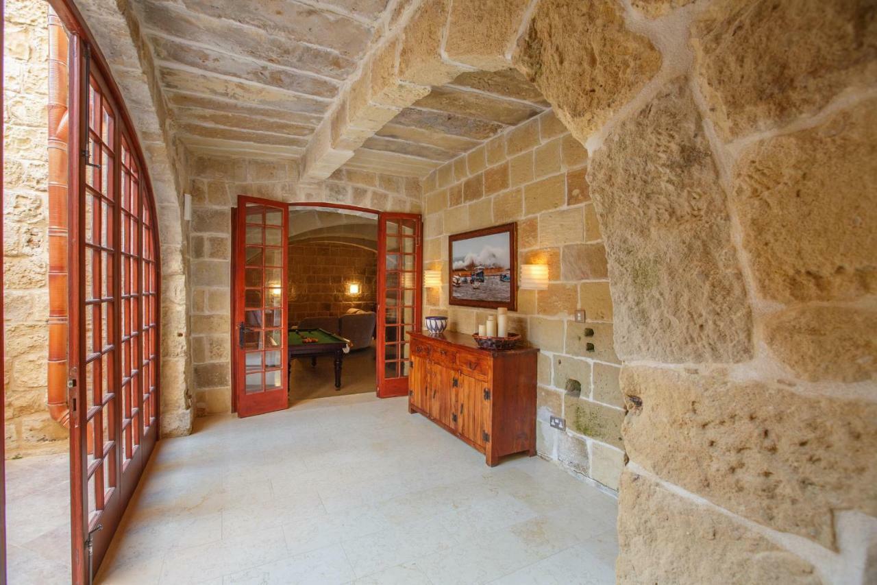 Il-Veduta Holiday Farmhouse With Sunny Private Pool In Island Of Gozo Għarb Esterno foto