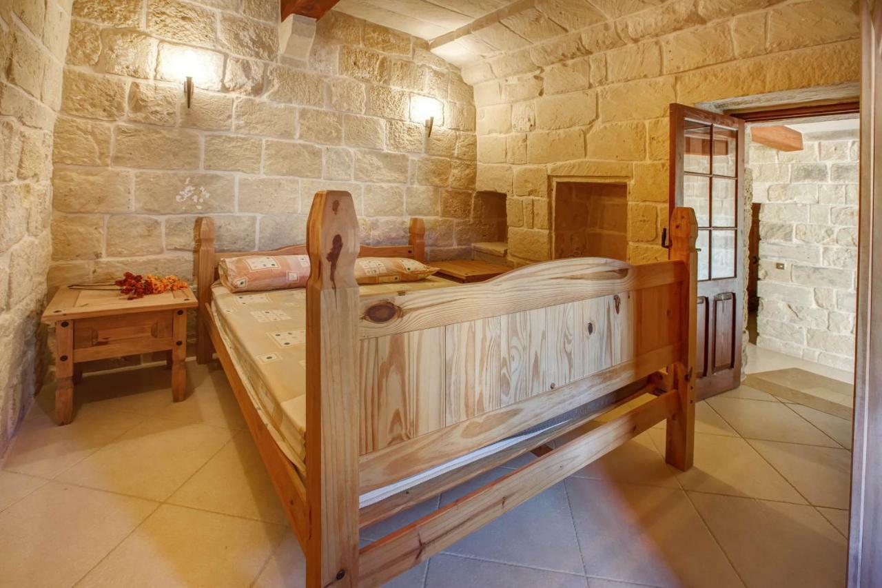 Il-Veduta Holiday Farmhouse With Sunny Private Pool In Island Of Gozo Għarb Esterno foto