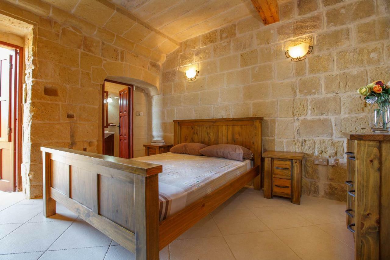 Il-Veduta Holiday Farmhouse With Sunny Private Pool In Island Of Gozo Għarb Esterno foto