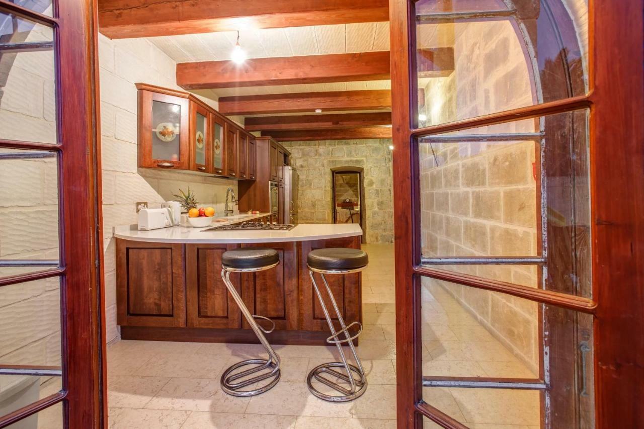 Il-Veduta Holiday Farmhouse With Sunny Private Pool In Island Of Gozo Għarb Esterno foto